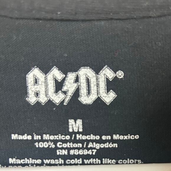 AC/DC Back in Black Tee size M - Picture 3 of 8